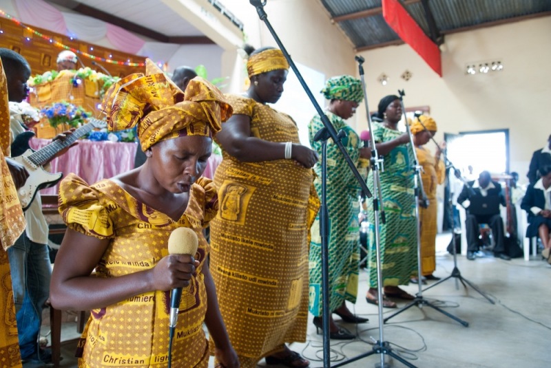 07-Africa-Congo_Church